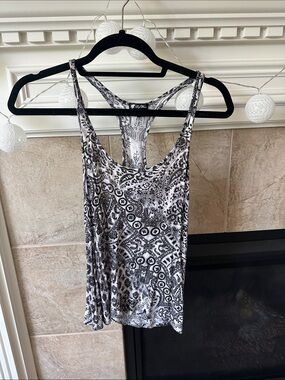Paisley Print Racerback Tank Top - Black & White
